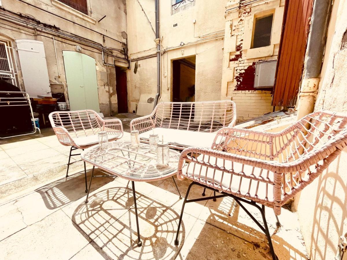 Apartmán Le Coeur De Nîmes Exteriér fotografie