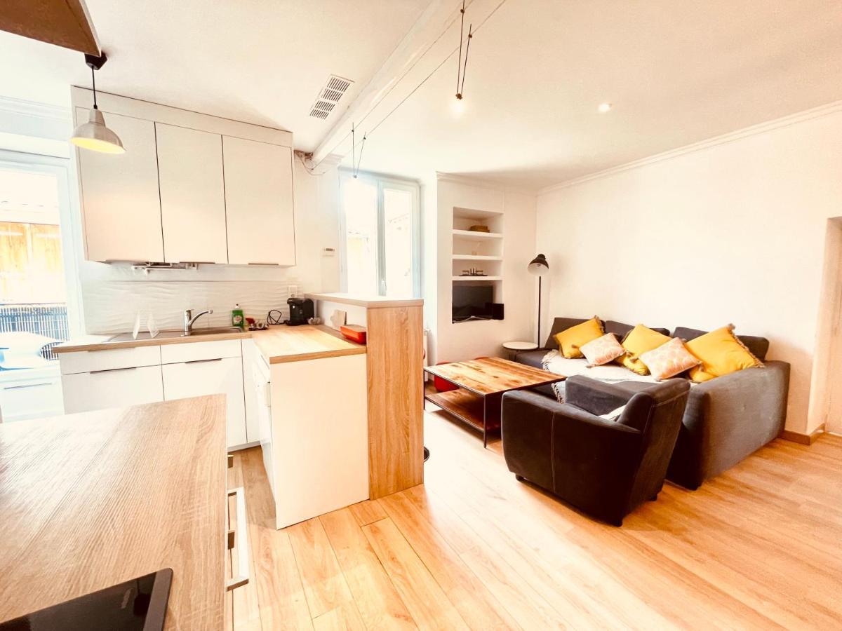 Apartmán Le Coeur De Nîmes Exteriér fotografie